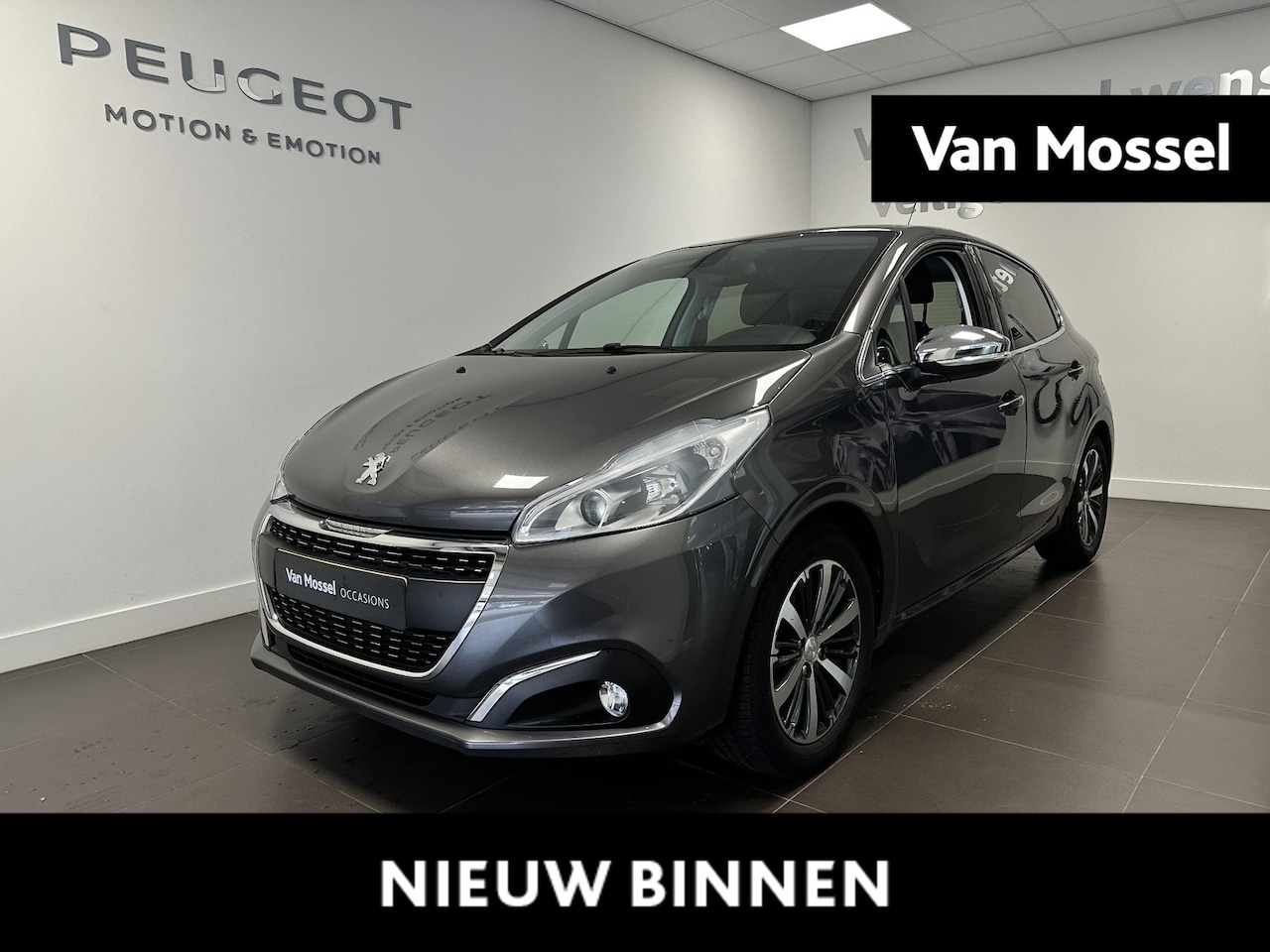 Peugeot 208 - 1.2 PureTech Allure | Navigatie | Camera | Cruise control | 1e eigenaar | dealer onderhoud - AutoWereld.nl