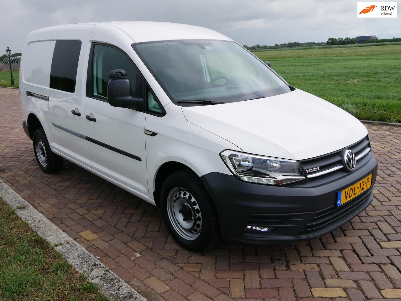 Volkswagen Caddy Maxi - 2.0 TDI L2H1 90kW 4Motion Maxi AC CRUISE ** 9599 EX BTW ** - AutoWereld.nl