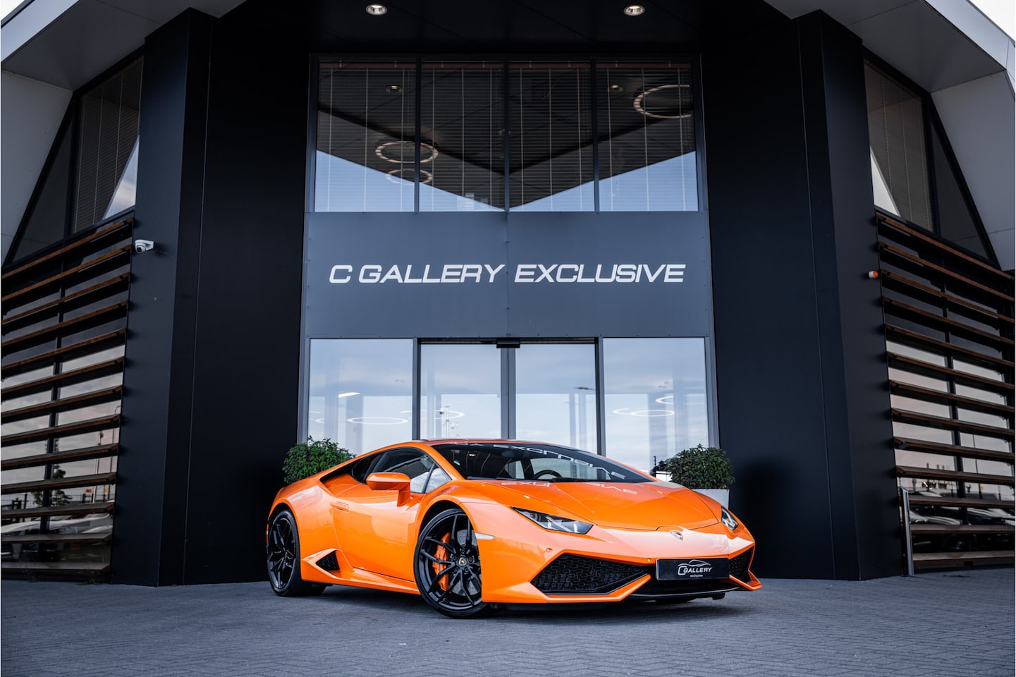 Lamborghini Huracán - 5.2 V10 LP610-4 - Origineel NL | Lift | Camera | Alcantara - AutoWereld.nl