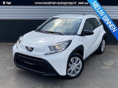 Toyota Aygo X - 1.0 VVT-i S-CVT Play Automaat, BTW-auto Achteruitrij camera, adaptieve cruise control, sta