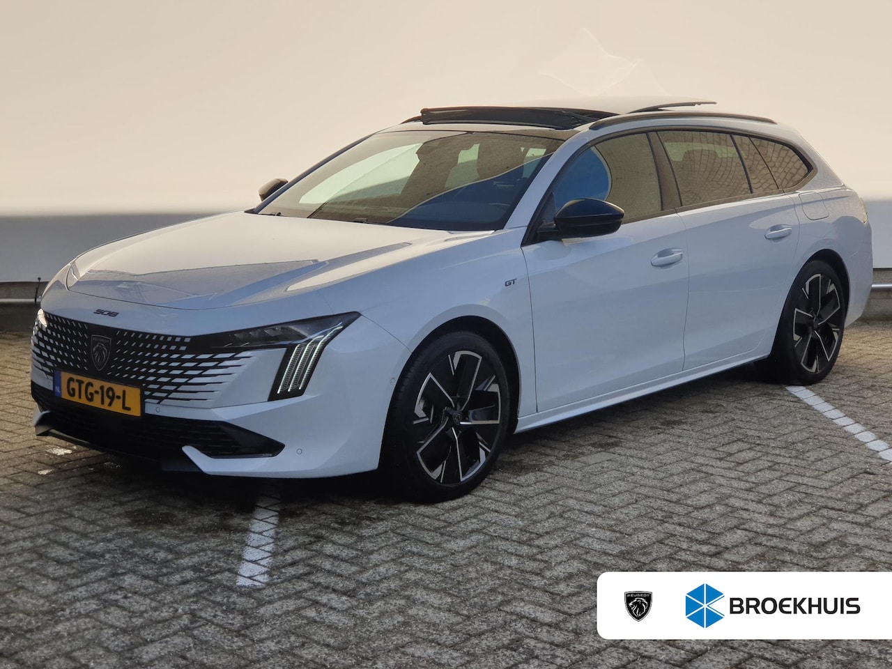 Peugeot 508 SW - 1.6 HYbrid 225 GT | Achterbank in delen neerklapbaar | Achterbank in delen neerklapbaar | - AutoWereld.nl