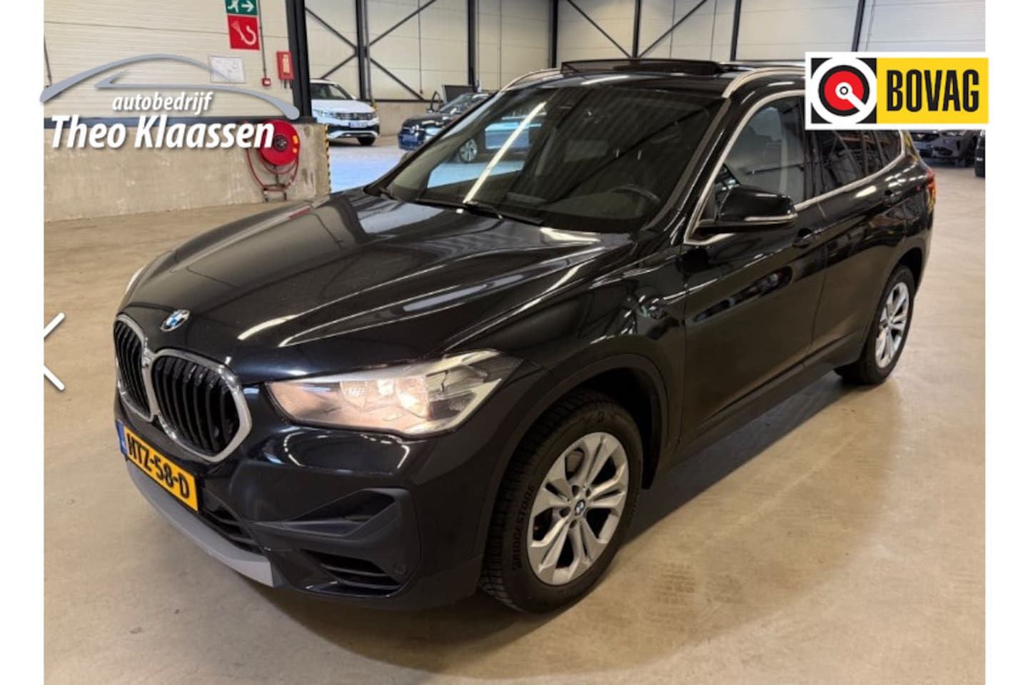BMW X1 - sDrive18i High Executive Panoramadak Leer - AutoWereld.nl