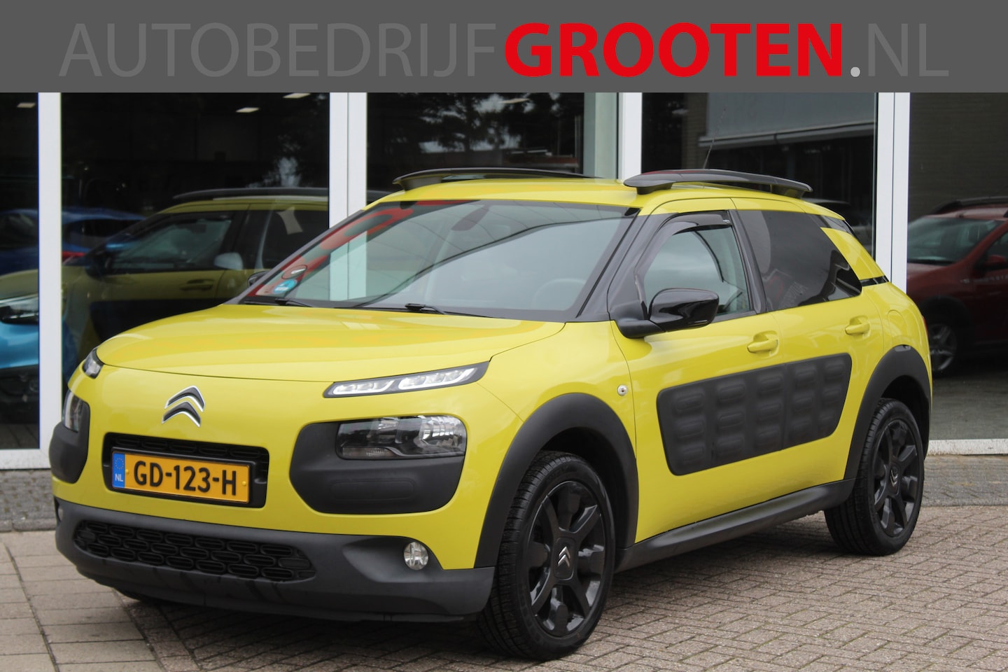 Citroën C4 Cactus - 1.2 VTi Shine 1.2 VTi Shine - AutoWereld.nl