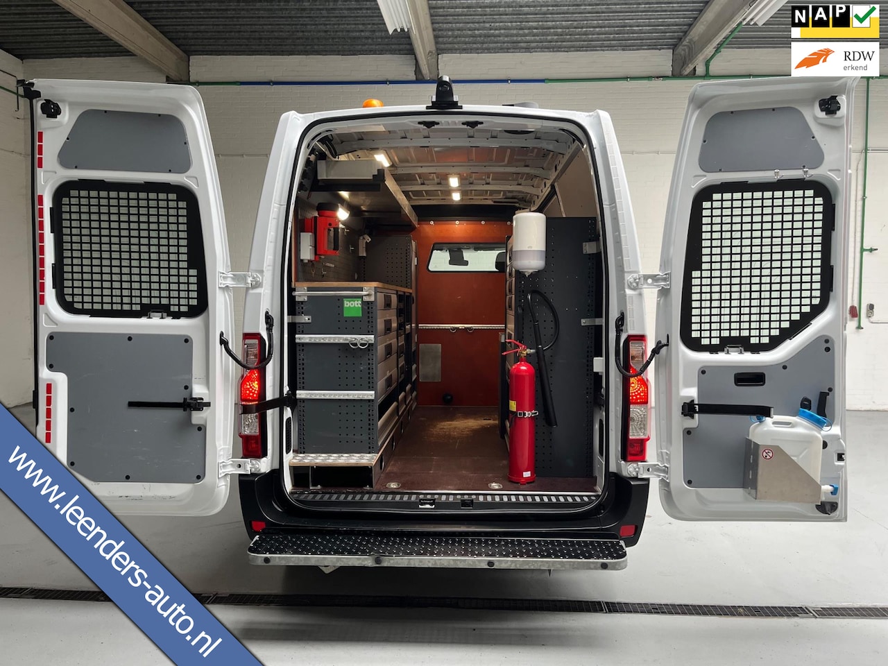 Opel Movano - SERVICEWAGEN AUTOMAAT 2.3 CDTI BiTurbo 170pk euro6 L2H2 V230 OMVORMER BOTT INRICHTING STAN - AutoWereld.nl