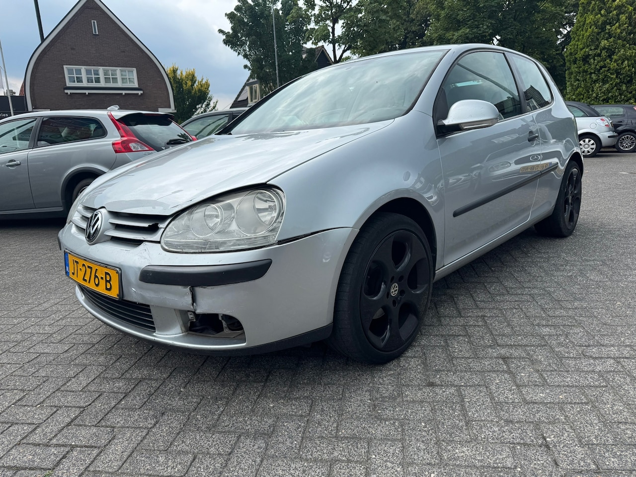 Volkswagen Golf - 1.4 Trendline Apk 3/8/25 799,-lees advertentie - AutoWereld.nl
