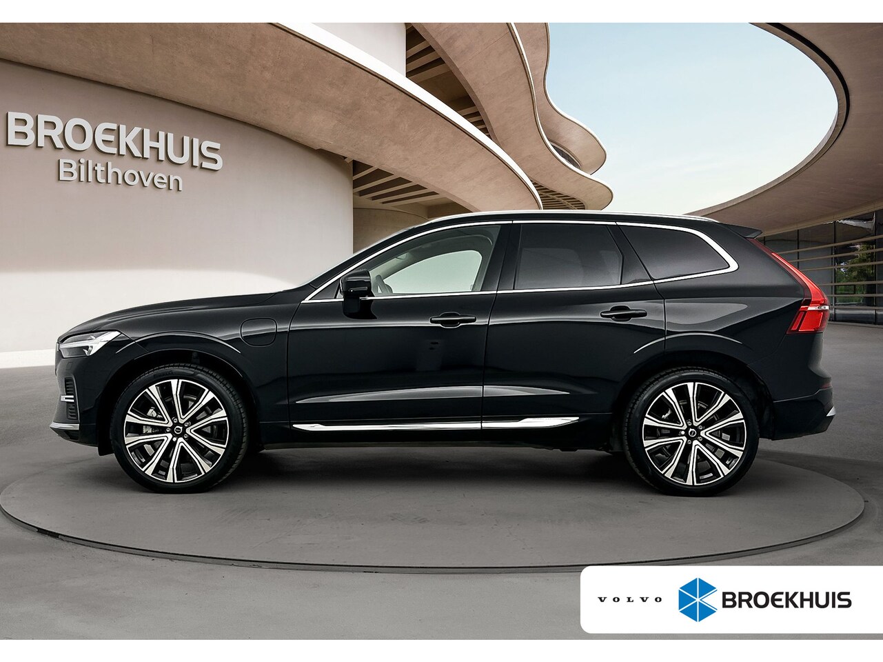 Volvo XC60 - 2.0 T6 Plug-in hybrid AWD Plus Bright | Trekhaak | Panoramadak | 21 inch LM | PDC V+A + Ca - AutoWereld.nl