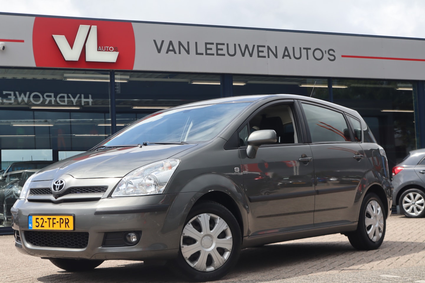Toyota Verso - 1.8 VVT-i Sol | APK 31-03-2026 | Camera | Clima - AutoWereld.nl