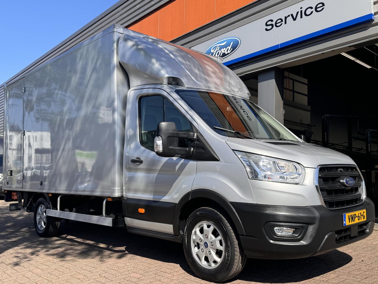Ford Transit - 2.0 TDCi 170pk Bakwagen Laadklep Navi Camera Garantie 21-12-2026 Voorruitverwarming - AutoWereld.nl