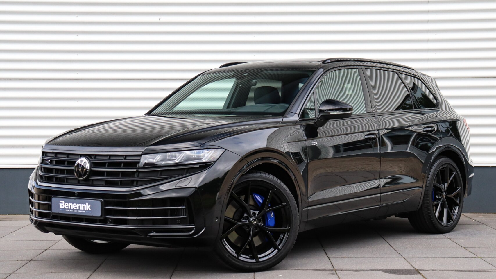 Volkswagen Touareg - 3.0 TSi eHybrid 4MOTION R Edition | Stoelventilatie | Panoramadak | Dynaudio | Trekhaak | - AutoWereld.nl