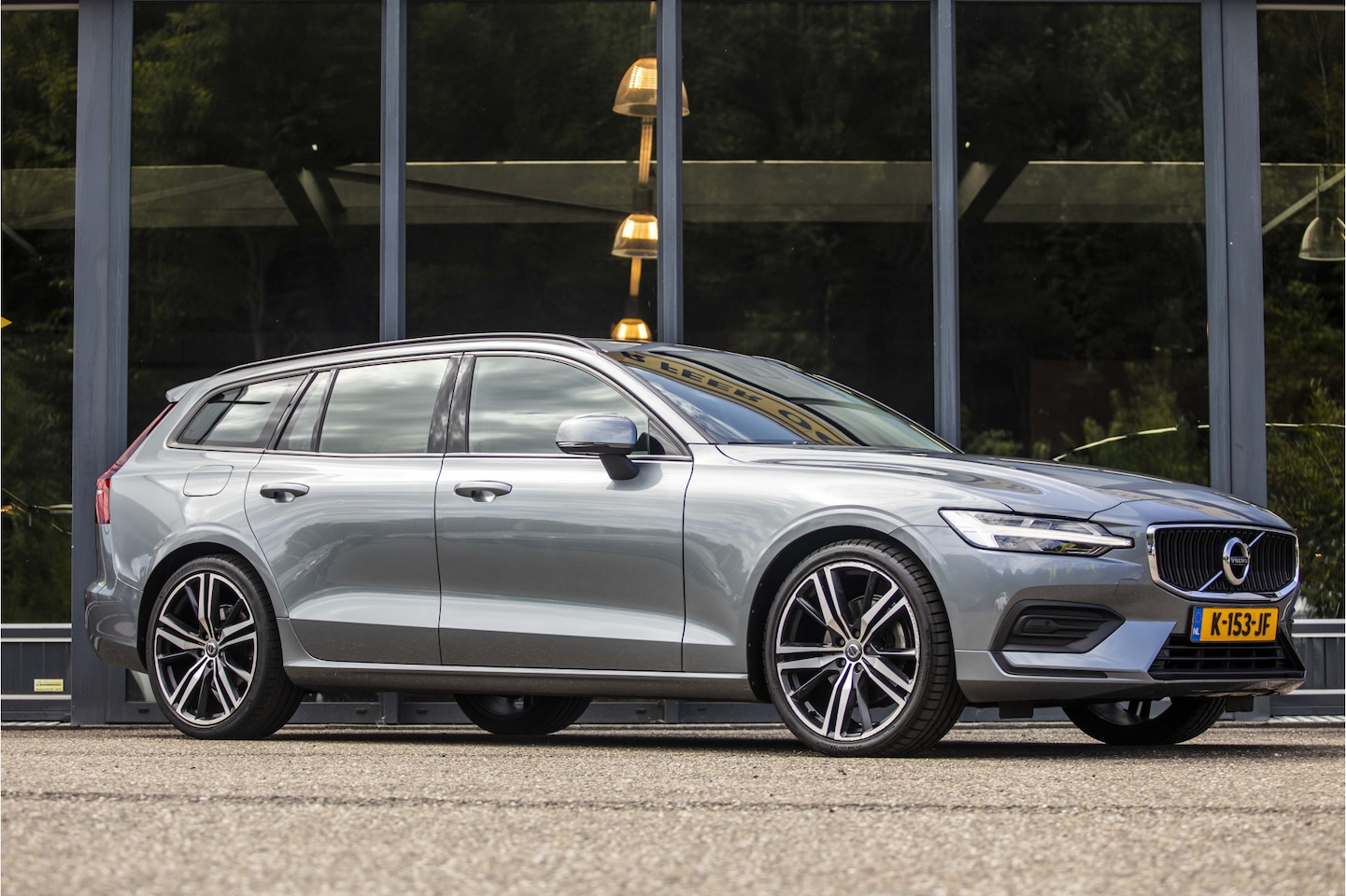 Volvo V60 - 2.0 B3 Momentum Advantage 2.0 B3 Momentum Advantage - AutoWereld.nl