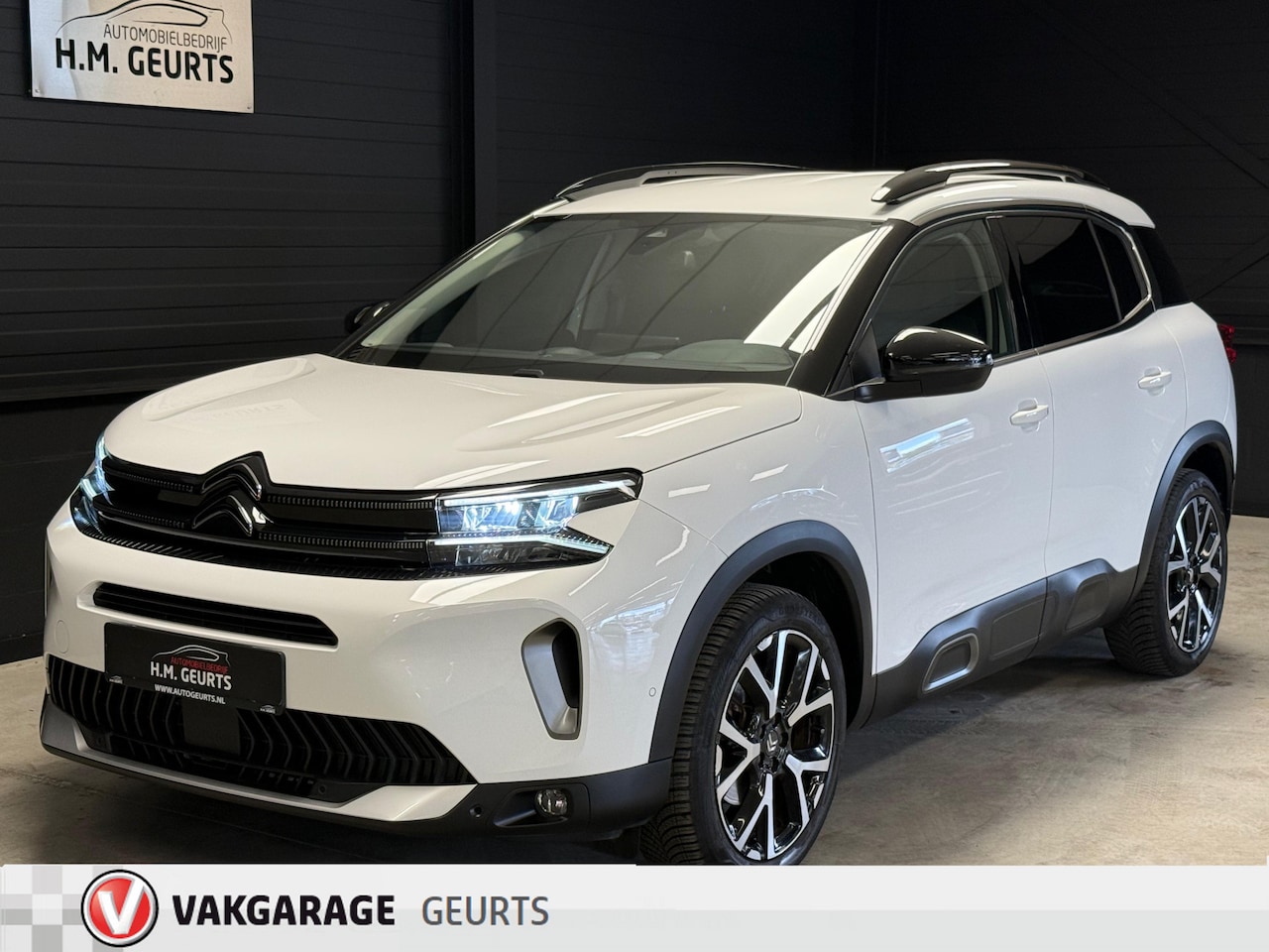 Citroën C5 Aircross - 1.2 Shine Automaat Leder 19inch Navi Camera Adapt Cruise Led Zeer Compleet! - AutoWereld.nl