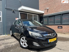 Opel Astra - 1.6 Sport|Schuifdak|Cruise|Pdc|Stoelv.warming