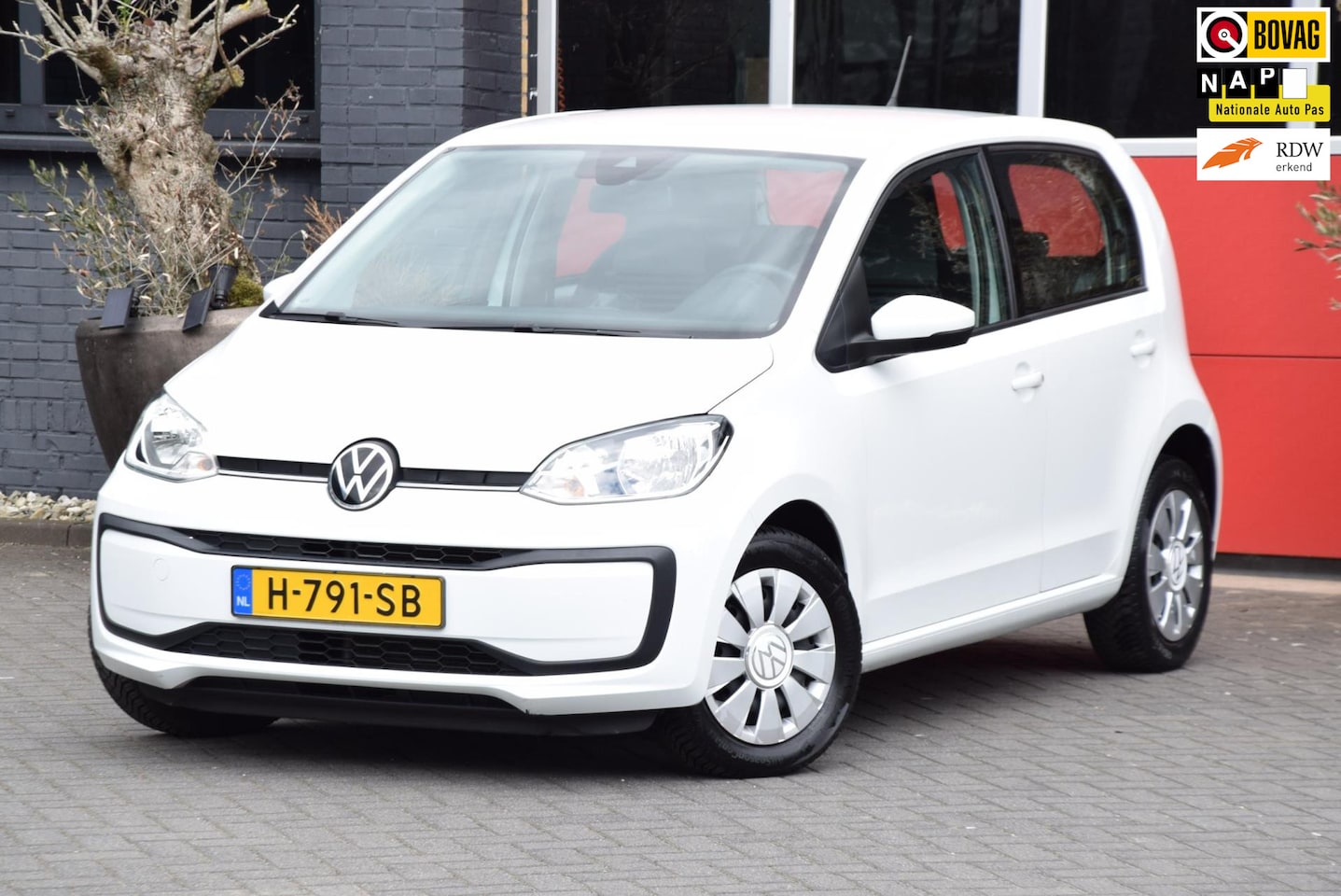 Volkswagen Up! - 1.0 move up! BlueMotion 2020 Navigatie 5 deurs - AutoWereld.nl