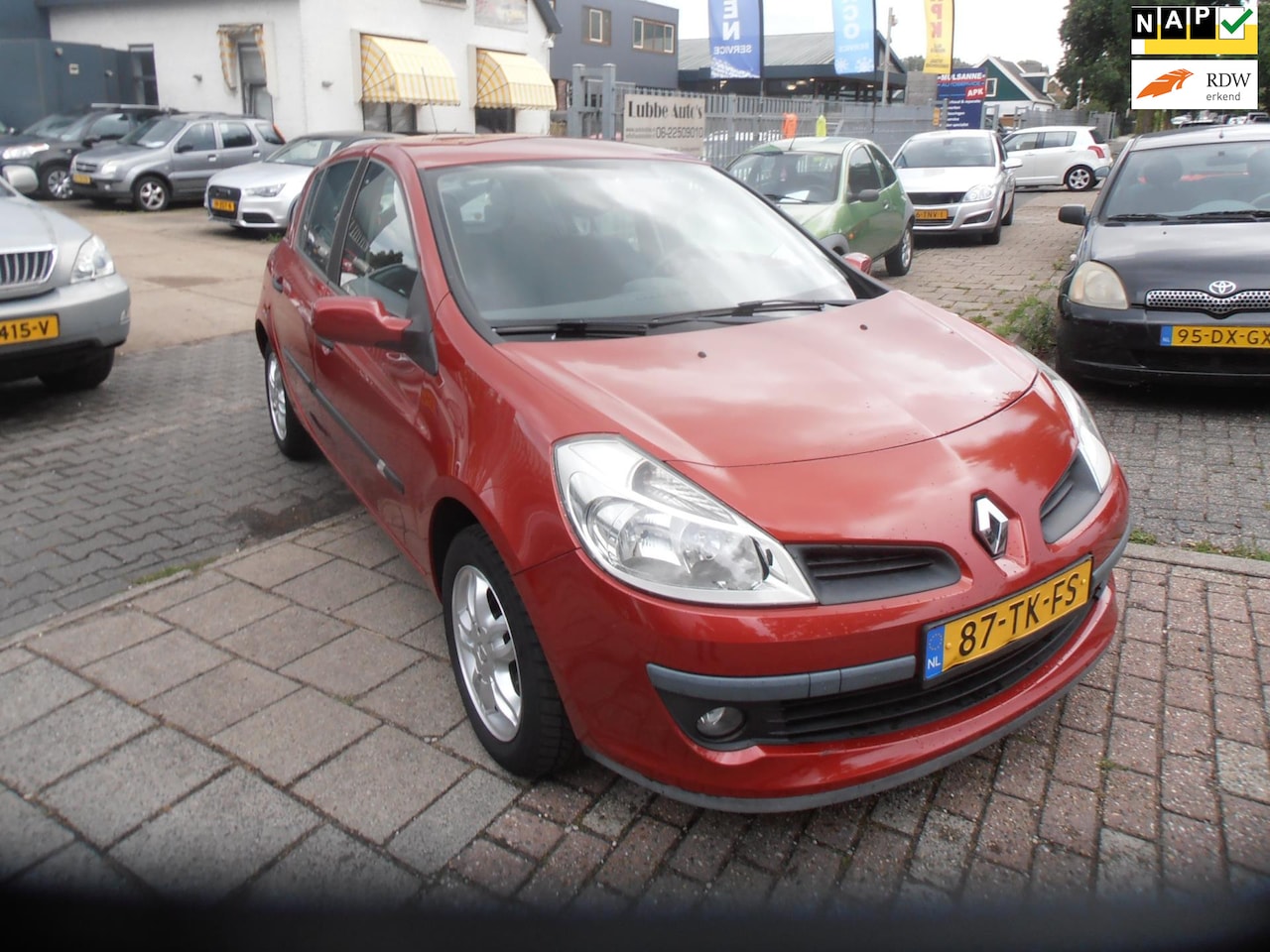 Renault Clio - 1.4-16V Exception airco 5drs nap apk - AutoWereld.nl