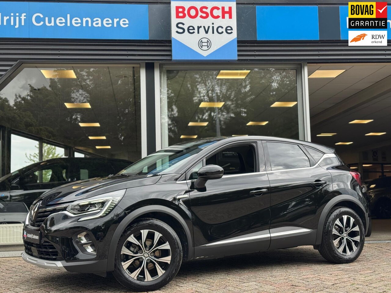 Renault Captur - 1.6 E-Tech full hybrid 145 techno Navi / Stoel verwarming / Clima / Full LED - AutoWereld.nl