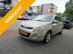 Hyundai i20 - 1.4i 100pk 5Drs Clima etc