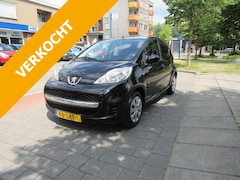 Peugeot 107 - 1.0 12V 68PK 5Drs Airco Dealer onderh