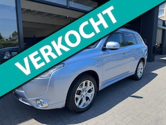 Mitsubishi Outlander - 2.0 PHEV Intense +