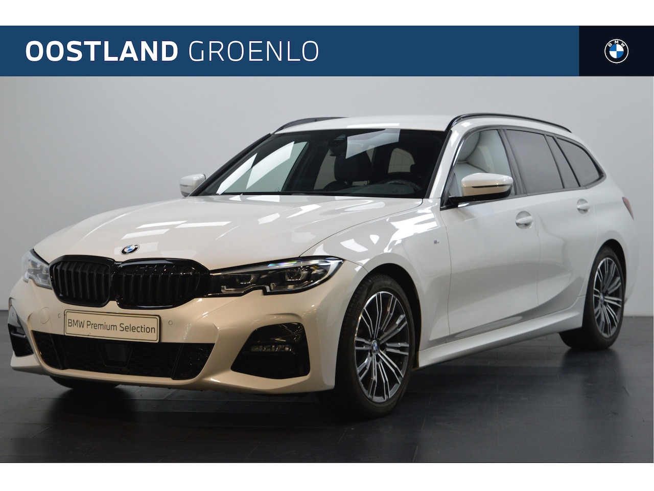 BMW 3-serie Touring - 320i High Executive M Sport Automaat / Sportstoelen / Active Cruise Control / Stoelverwarm - AutoWereld.nl