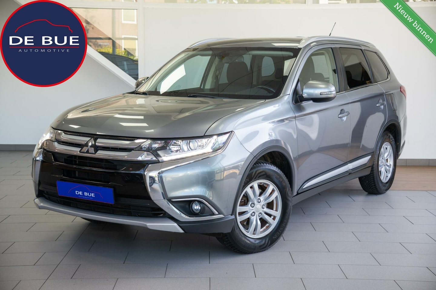 Mitsubishi Outlander - 2.2 DI-D Edition | 1ste Eig | Org NL | BTW Auto | DAB | Camera | Dealer Onderhouden - AutoWereld.nl
