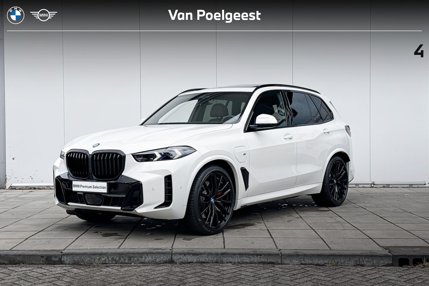 BMW X5 - xDrive50e M-Sport Pro 22 Inch / Comfort Acces / Soft Close / Electrische Zwenkhaak / Ionic - AutoWereld.nl