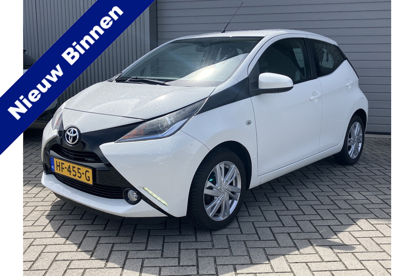 Toyota Aygo - 1.0 VVT-i x-cite 70791KM! NAVI CAMERA DAB - AutoWereld.nl