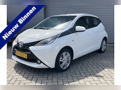 Toyota Aygo - 1.0 VVT-i x-cite 70791KM NAVI CAMERA DAB