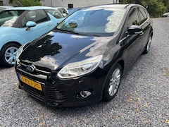 Ford Focus - 1.0 EcoBoost Titanium NAVIGATIE