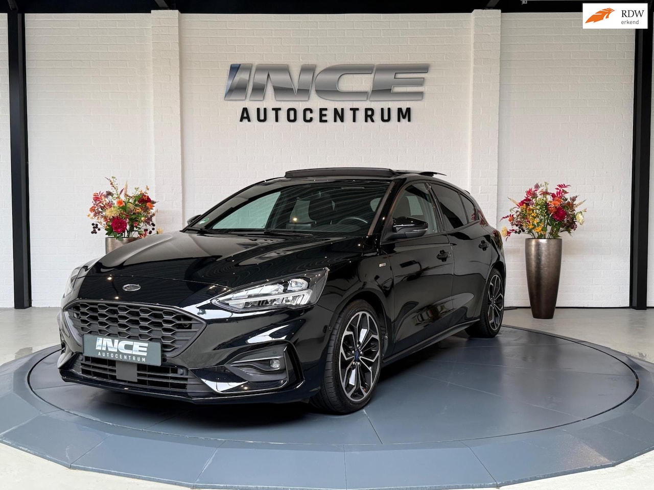Ford Focus - 1.5 EcoBoost ST-Line | Carplay | PANO | ACC - AutoWereld.nl