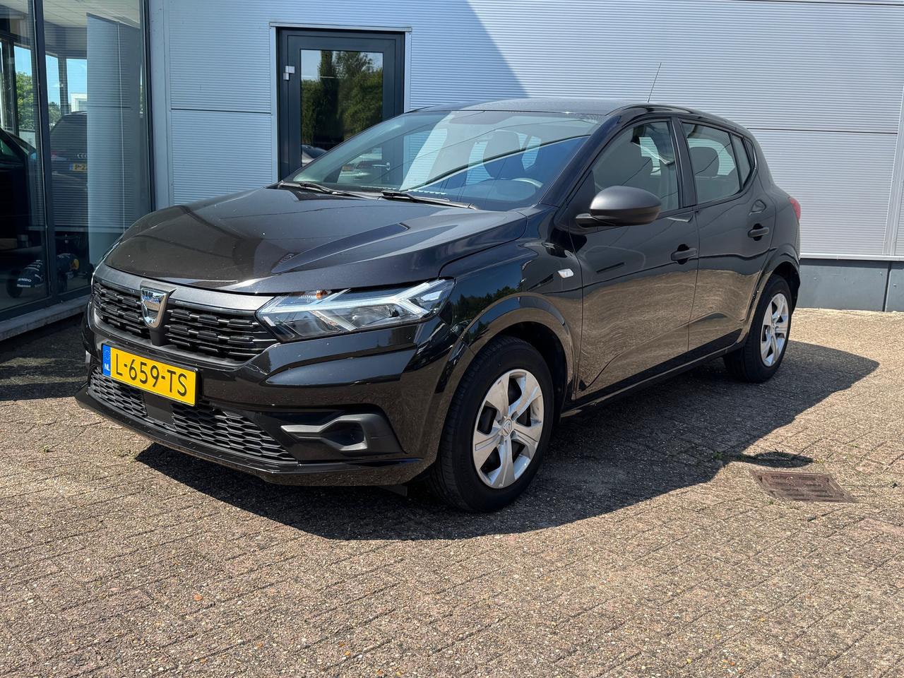 Dacia Sandero - 1.0 TCE | 90PK | 1E EIGENAAR | 25.000KM | - AutoWereld.nl