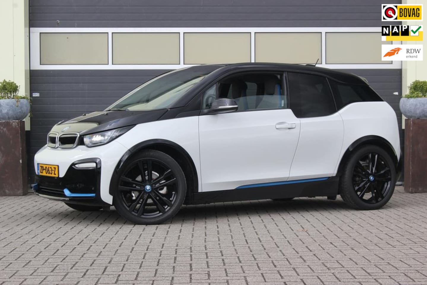 BMW i3 - S Executive Edition 120Ah 42 kWh | Carplay | - AutoWereld.nl
