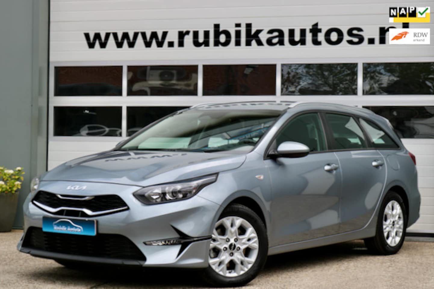Kia Cee'd Sportswagon - Ceed 1.0 T-GDi ComfortLine|CarPlay|27.701 km’s|2024 - AutoWereld.nl