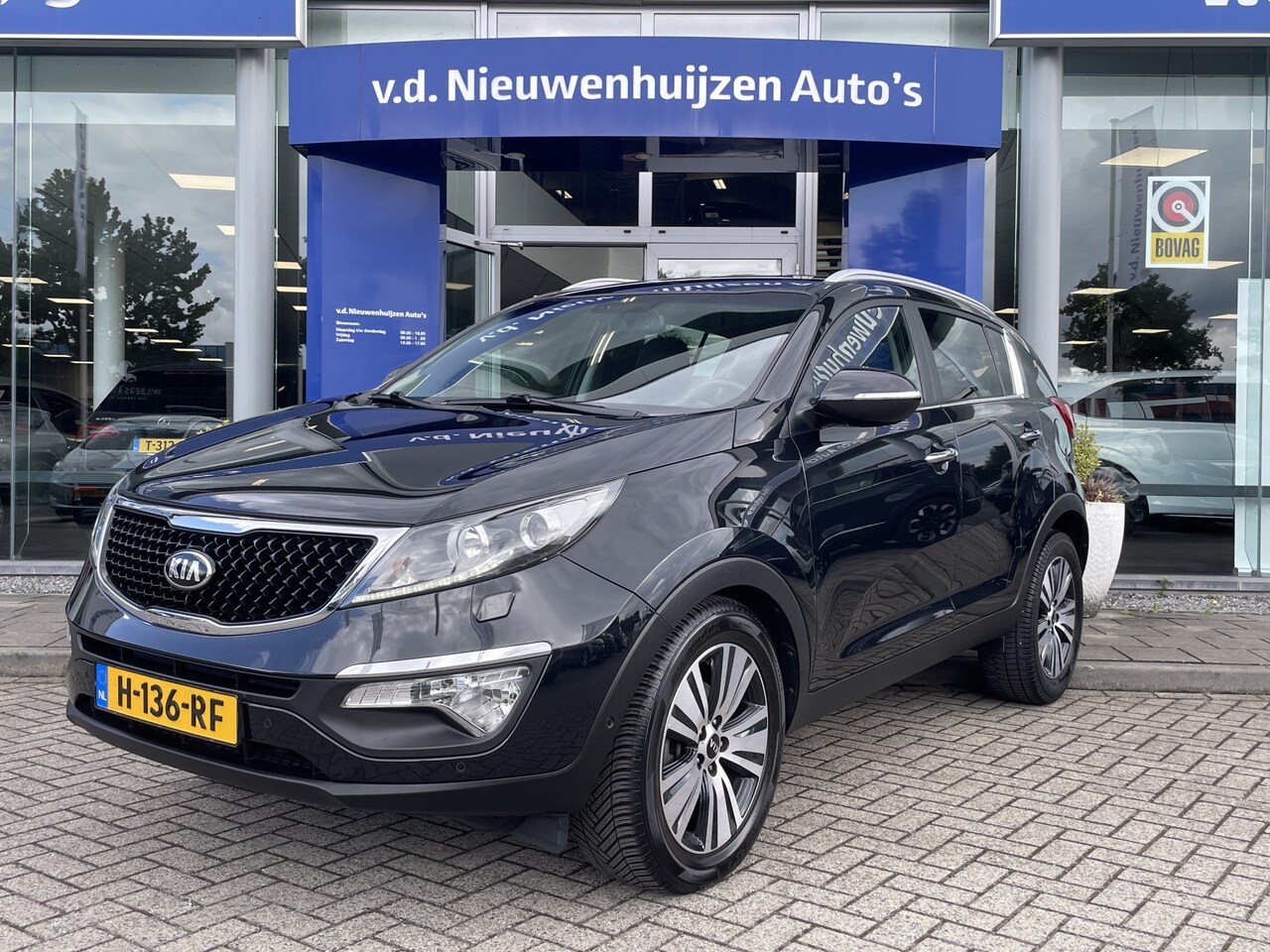Kia Sportage - 2.0 BusinessPlusLine | Navigatie | Achteruitrijcamera | Trekgewicht 1.600 kg info: M.Safar - AutoWereld.nl