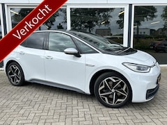 Volkswagen ID.3 - First Plus 58 kWh 50% deal 7.975, - ACTIE Camera / Stoel verwarming / Carplay / LED