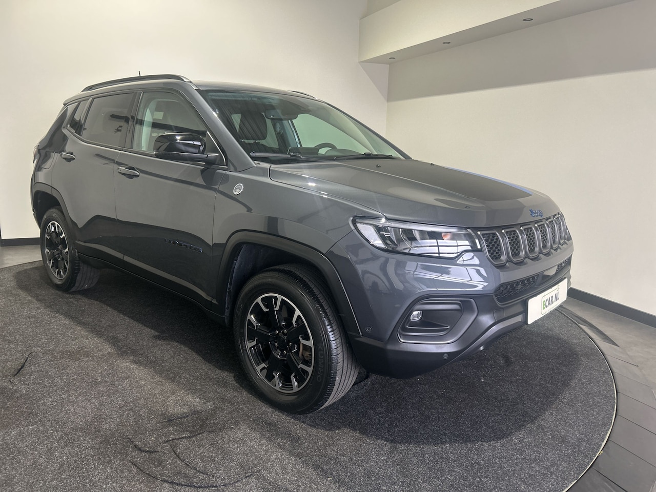 Jeep Compass - 4xe 240 Plug-in Hybrid Electric Trailhawk | Uconnect | Keyless Entry&Go | Elektrisch verwa - AutoWereld.nl