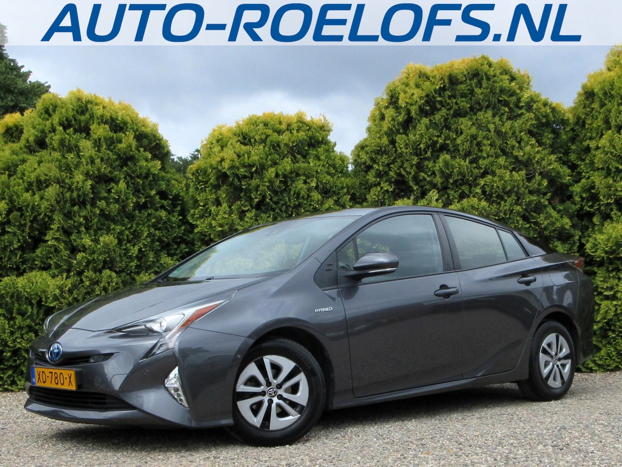 Toyota Prius - 1.8 Executive*Navi*Camera*Trekhaak* - AutoWereld.nl