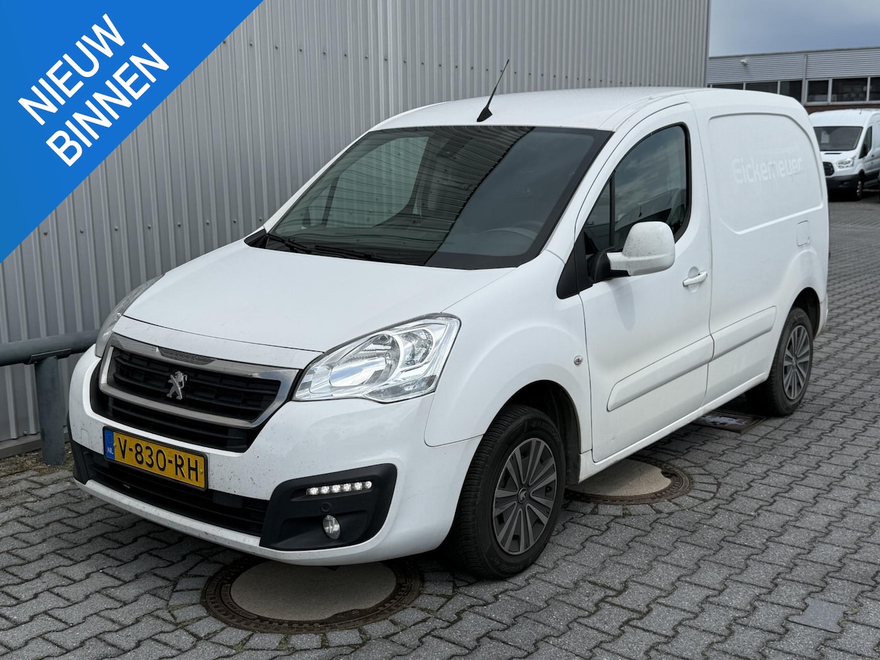 Peugeot Partner - 122 1.6 BlueHDi 75 L1 Premium Pack*A/C*CRUISE*HAAK - AutoWereld.nl