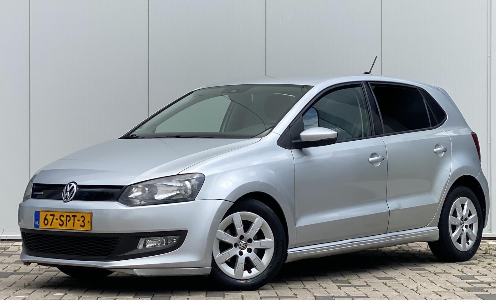 Volkswagen Polo - 1.2 TDI BlueMotion 5 DEURS Comfortline - AutoWereld.nl