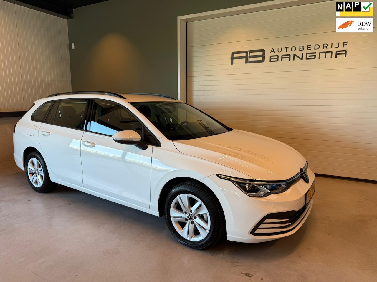 Volkswagen Golf Variant - 1.5 TSI LIFE BUSINESS/APPLE CARPLAY+ANDROID/MEMORYSEATS/CRUISECONTROL/LED/LM-VELG/CLIMA AI - AutoWereld.nl