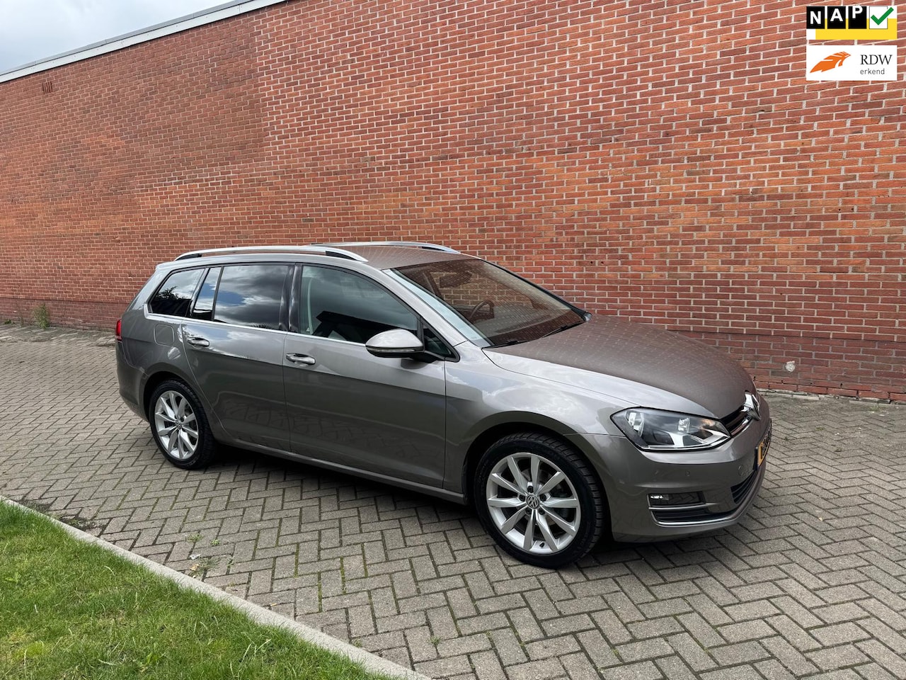 Volkswagen Golf Variant - 1.2 TSI Highline Navi Cruise Camera - AutoWereld.nl