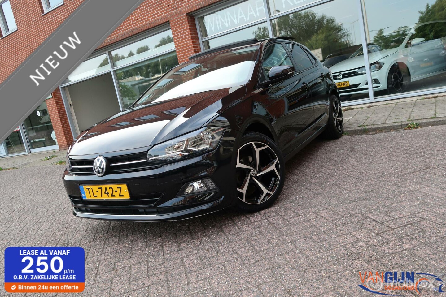 Volkswagen Polo - 1.0 TSI Comfortline Pano Carplay Camera - AutoWereld.nl