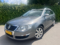 Volkswagen Passat Variant - 2.0 FSI Comfortline Business ECC Trekhaak