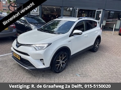 Toyota RAV4 - 2.5 Hybrid AWD Executive Business | 1650KG trekgewicht | Parkeersensoren | Navigatie | Afn