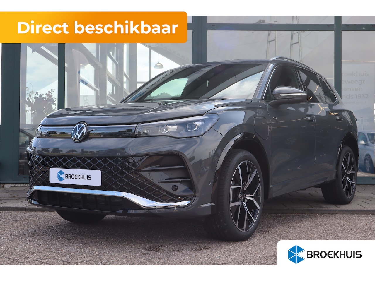 Volkswagen Tiguan - R-Line Edition - eHybrid | 'App-Connect' draadloze smartphone integratie | Afstandscontrol - AutoWereld.nl