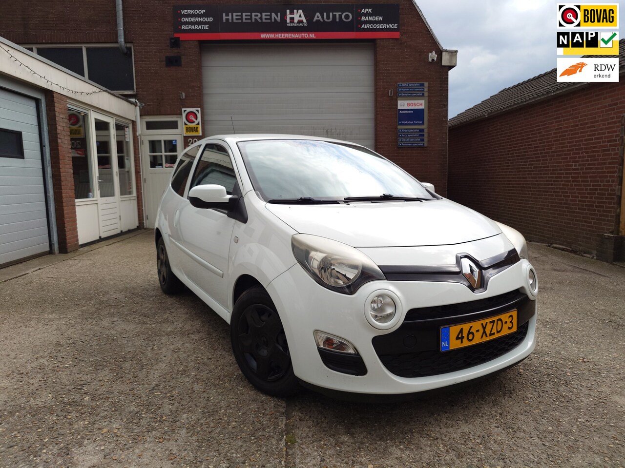 Renault Twingo - 1.2-16V Collection 1.2 16V Collection, Airco, Cruise Control - AutoWereld.nl