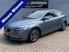 Volvo V40 - 1.5 T2 Edition+ Automaat | Cruise | Navi | Clima | PDC Achter | Trekhaak | LM Velgen | RIJ