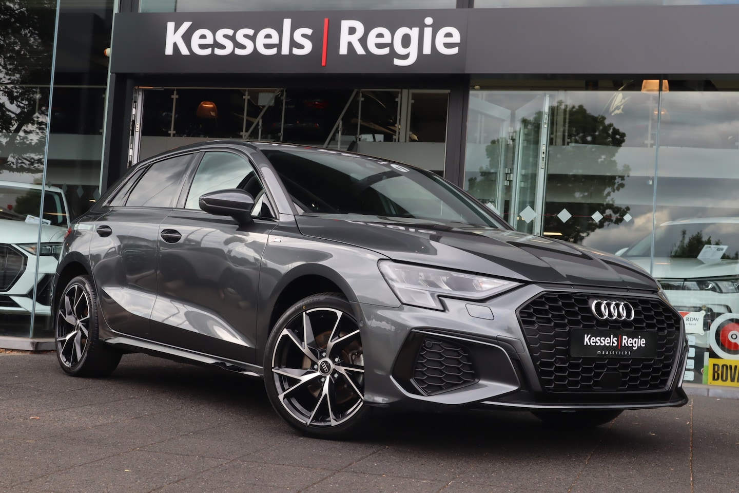 Audi A3 Sportback - 40 TFSI e S-line keyless CarPlay Sensoren DAB - AutoWereld.nl