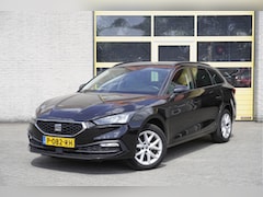 SEAT Leon Sportstourer - 1.0 eTSI Automaat Style Business Intense BJ2022 Lmv 16" | Led V+A | Pdc | Navi | Elek. ach