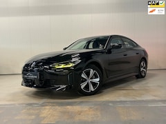 BMW i4 - EDrive40 84 kWh | NAP | SHADOW LINE | DEALERGARANTIE | LASERLIGHTS
