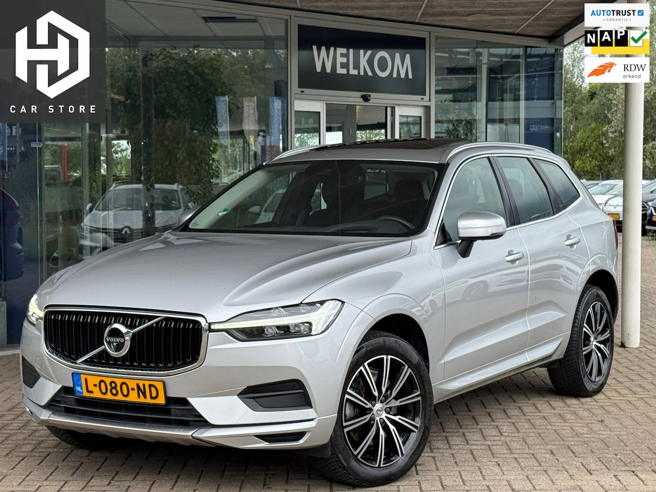 Volvo XC60 - 2.0 B5 Momentum Exclusive Pano|Harman|HuD|360cam - AutoWereld.nl